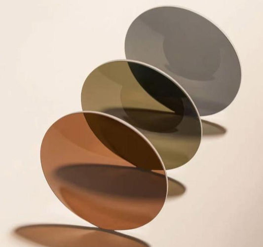 Maison Mata 偏光 太阳镜片静物图，grey、green 与 copper 三种色调 — 偏光镜片 — Maison Mata optician Bali eyewear