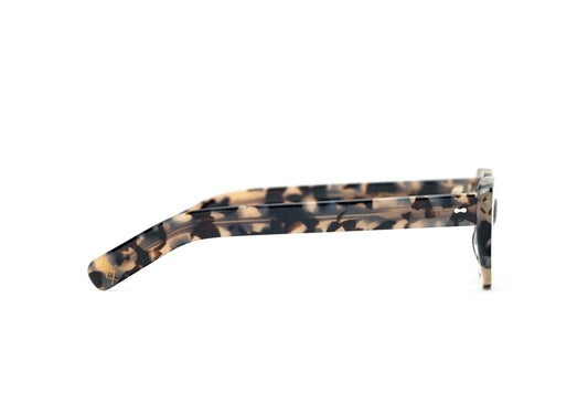 Lombok Luxe Tuxedo tranquility