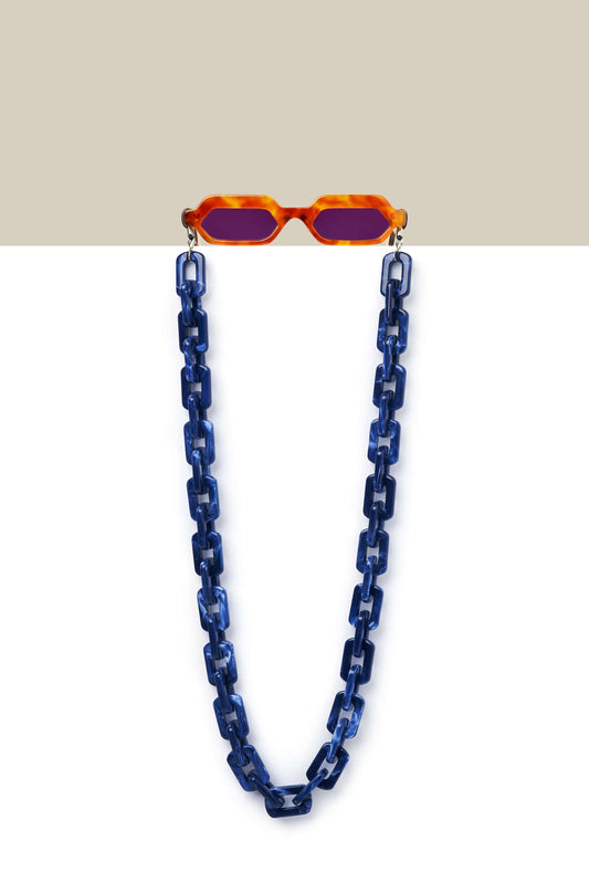 Acrylic chain for women’s eyewear, crafted in Bali for stylish frames and daily comfort.
