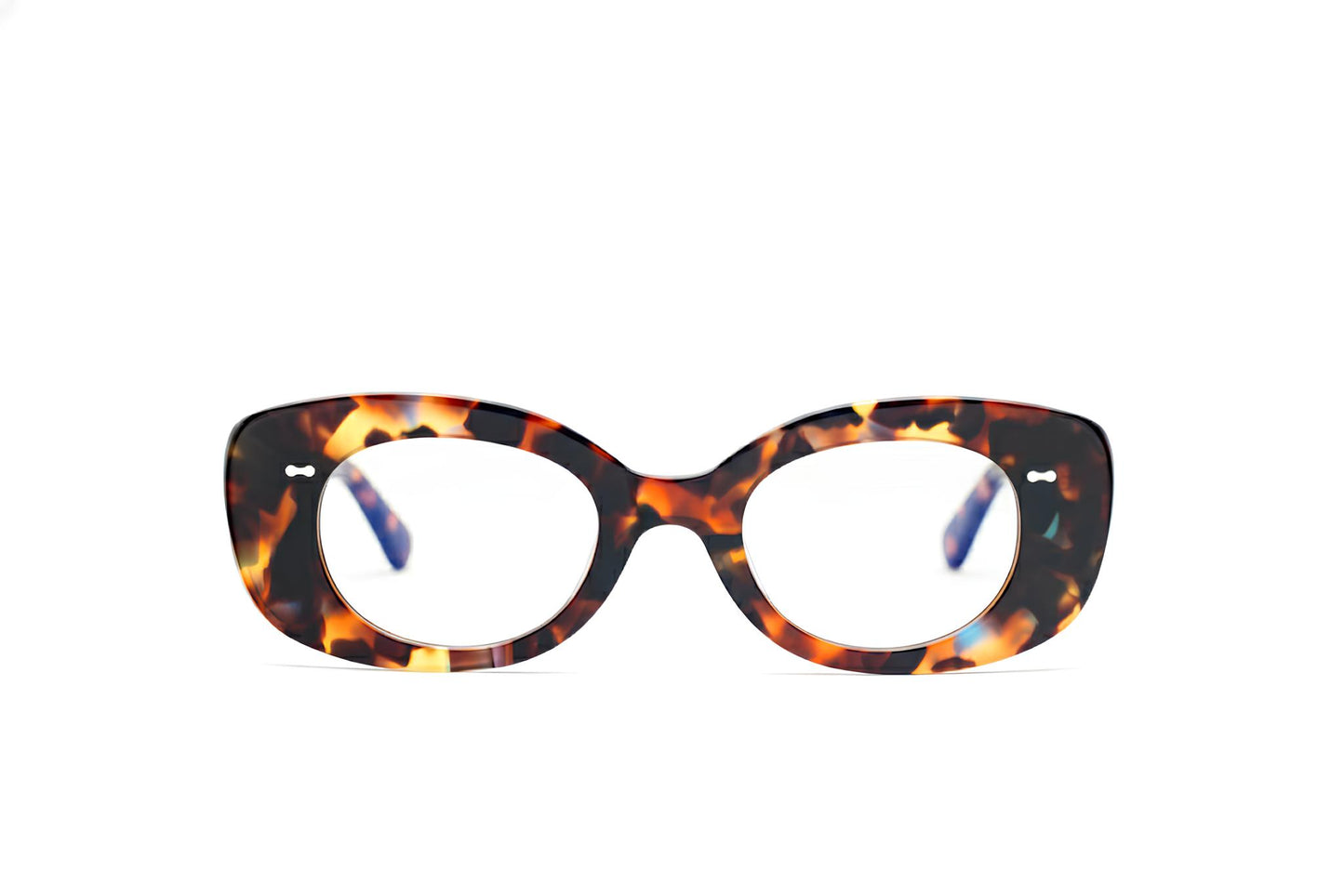 Eyewear tortoise acetate with blue-light protection fitted by Maison Mata opticians at our Sanur boutique in Bali.