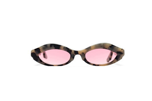 Sunglasses handmade cat-eye photochromic lenses for women fitted by optometrists in Bali for clear sun protection.