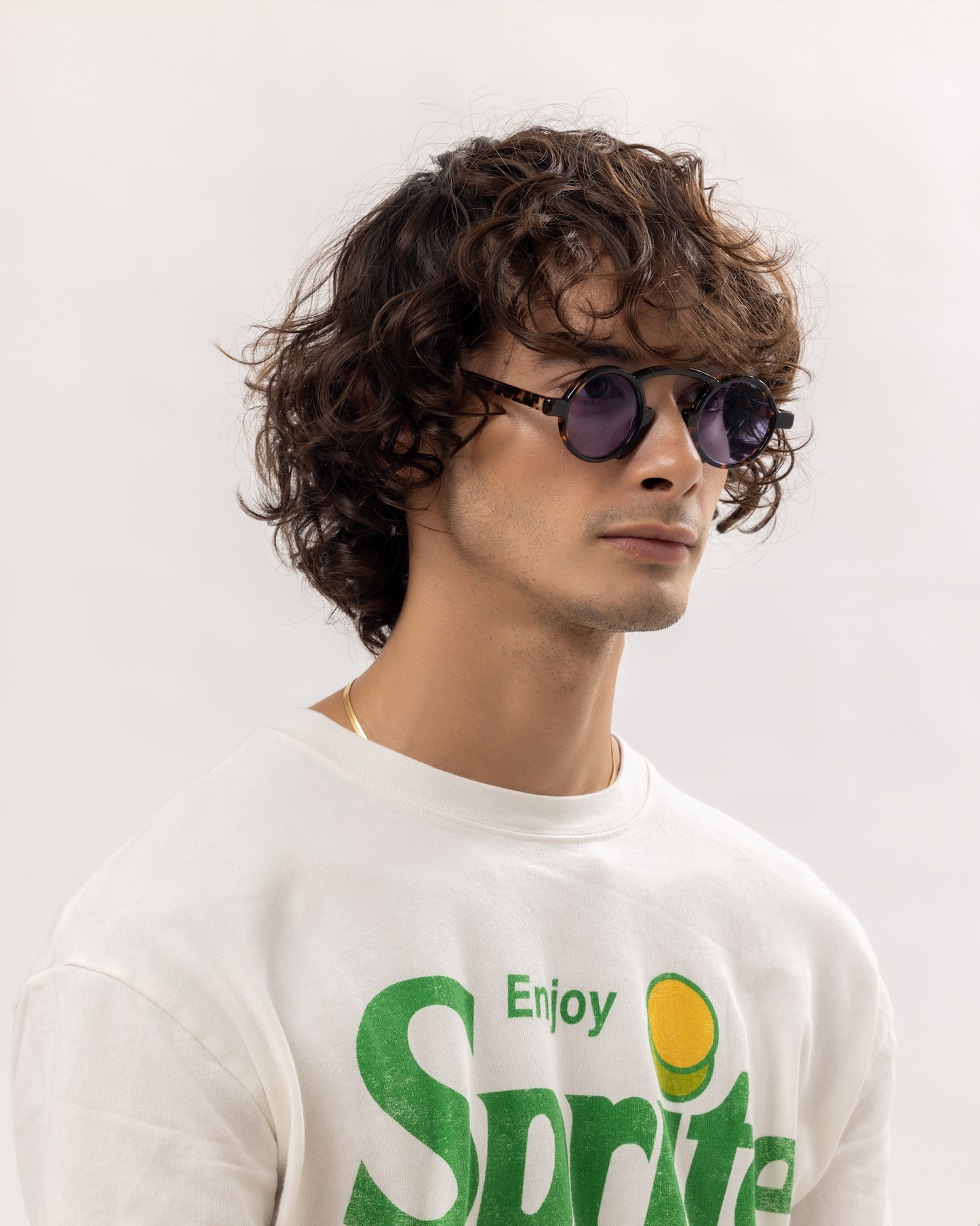 Tailor-made handmade polarized sunglasses for men displayed in Nusa Dua in Bali and fitted by Maison Mata optical team.