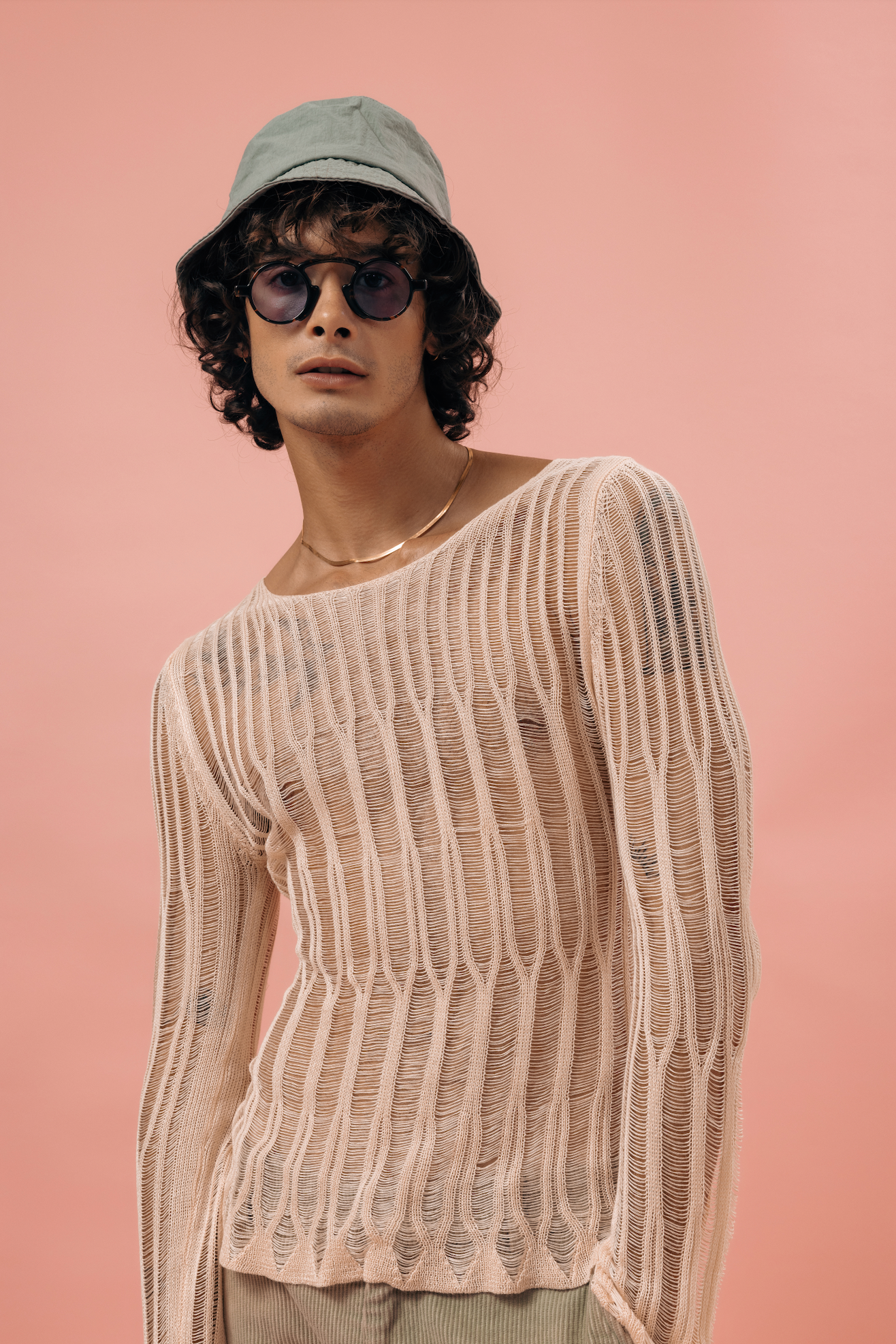 Premium handmade polarized sunglasses for men in Sidemen in Bali crafted with acetate and refined by opticians.