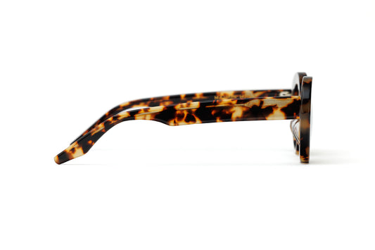 Sunglasses handmade polarized sunglasses for women fitted by opticians in Bali for strong sun protection.